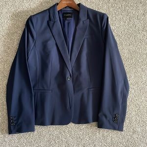 Banana Republic Italian Machine Washable Suit, Blue